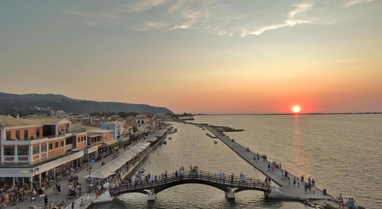 Boem Boutique Hotel Lefkada ภายนอก รูปภาพ